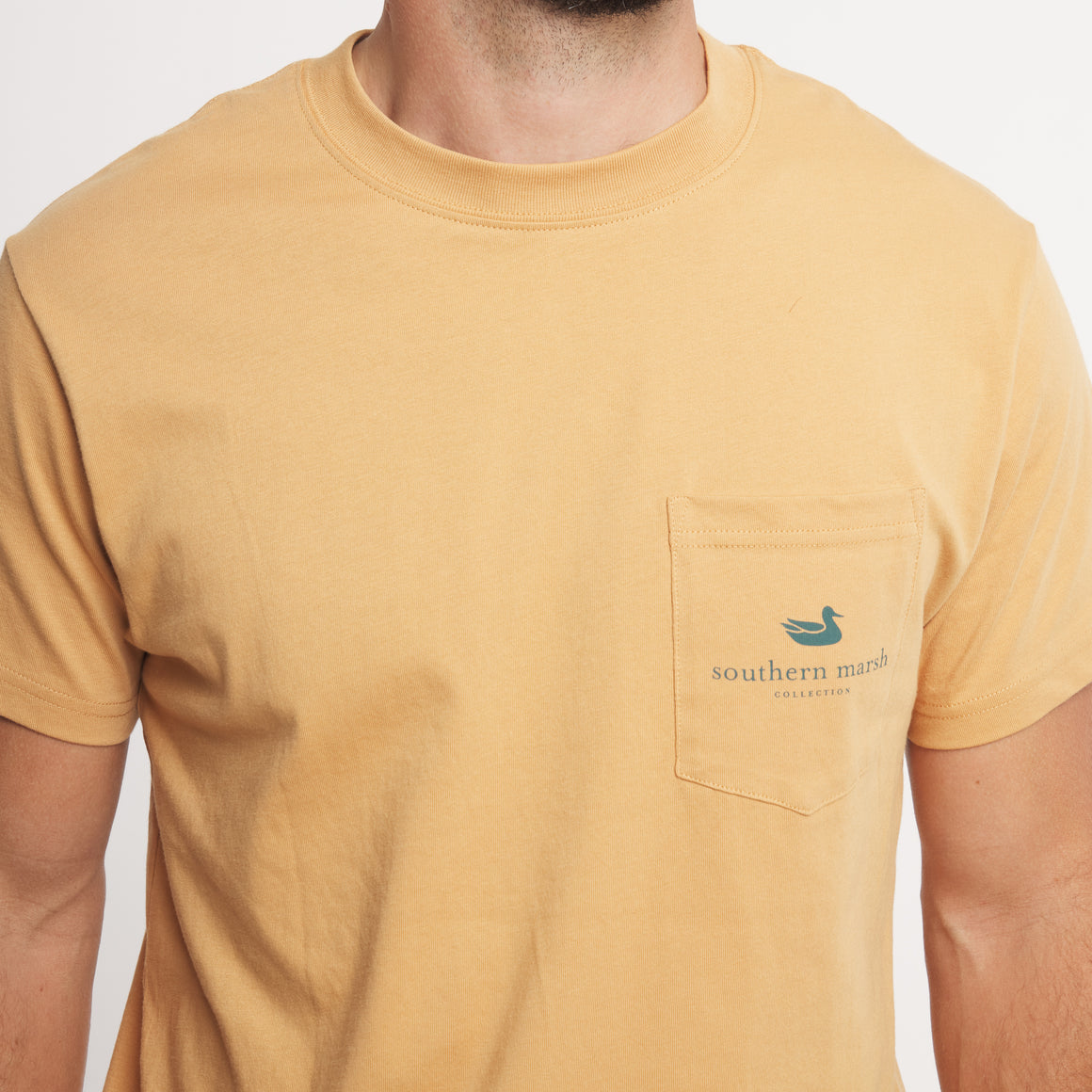 Camel | ON MODEL | LOGO