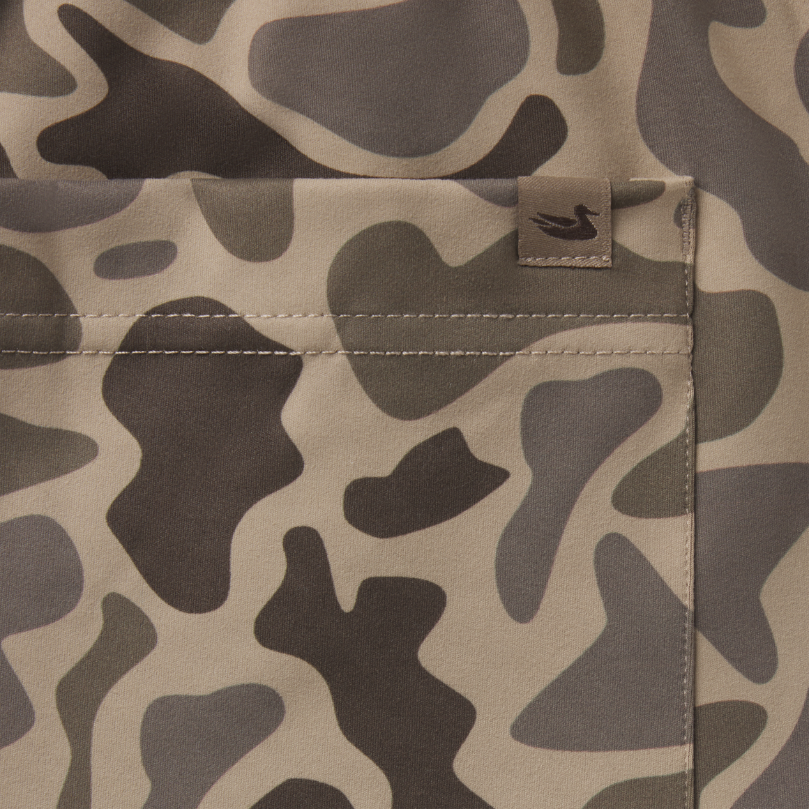 Dark Brown | DETAIL