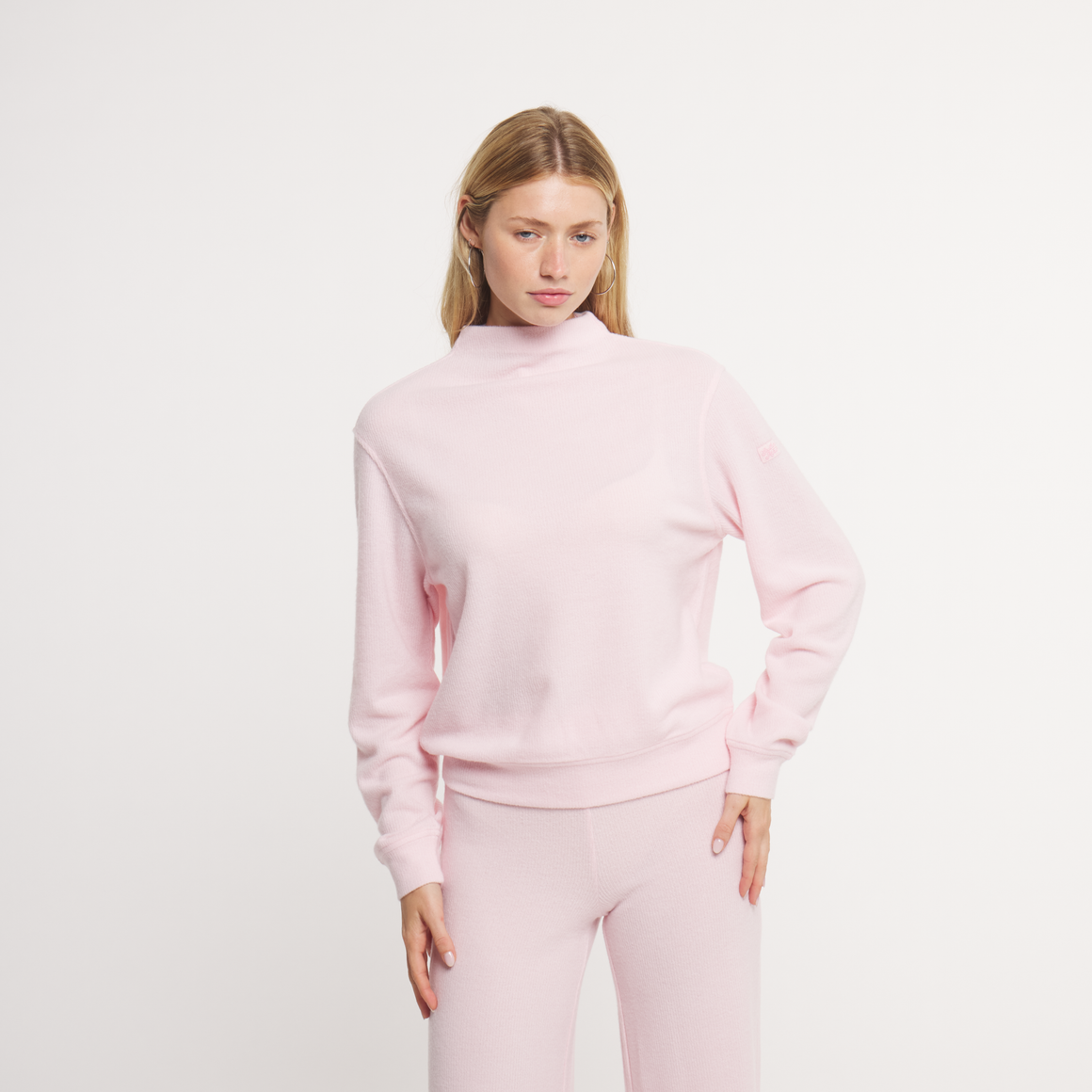 Camellia | FRONT