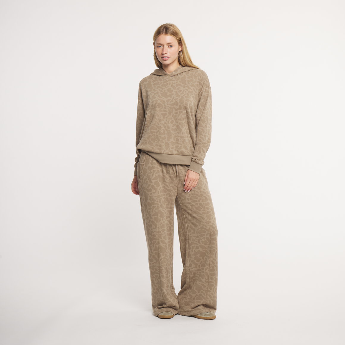 Khaki | FRONT
