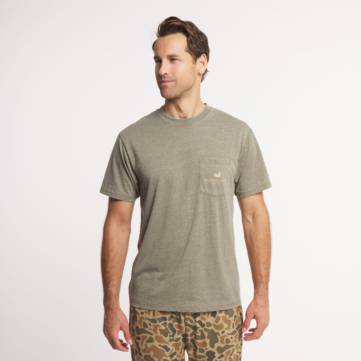 Dark Olive | ON MODEL | SIDE