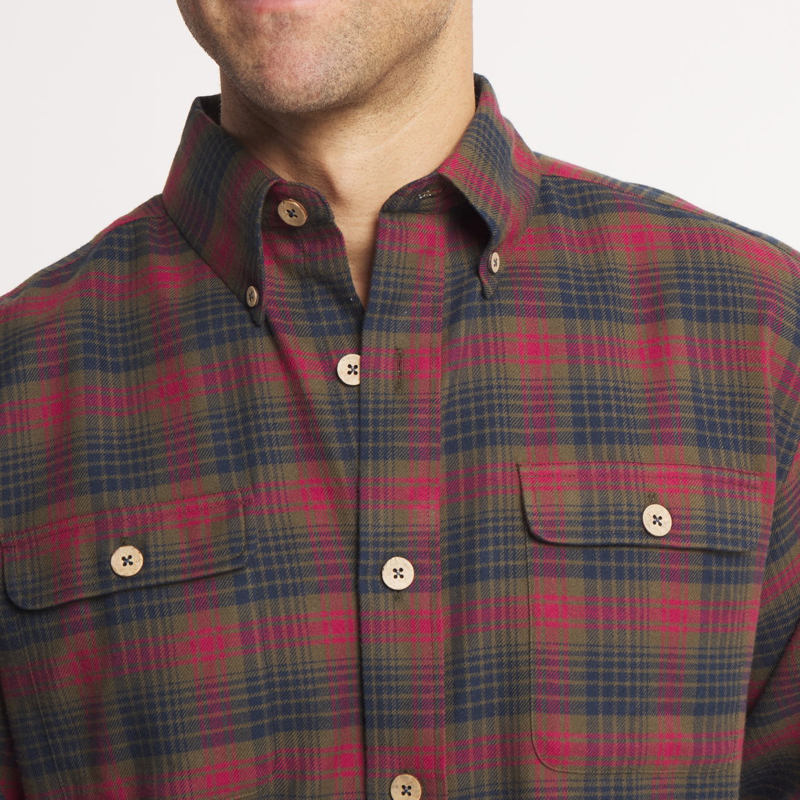 Dark Olive & Navy Flannel | ON MODEL | DETAIL